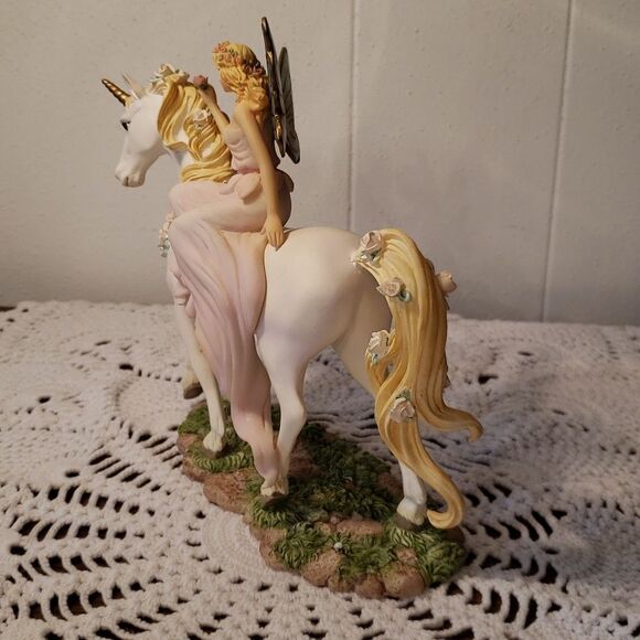 Hamilton Collection Special Messages Collection "Messages of Love" Angel Unicorn - Picture 2 of 6